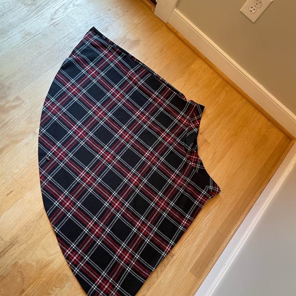 Plaid A Line Skirt - Picture 2 of 3